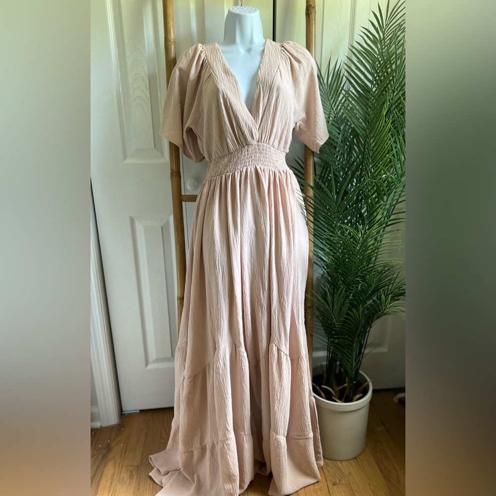 Baltic Born Delilah Maxi Dress Size S - BLUSH Like New (worn once).